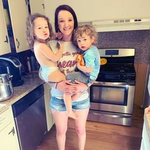 Meet your Posher, Kayla